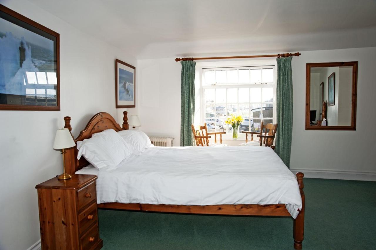The Swordfish Inn Penzance Exterior foto